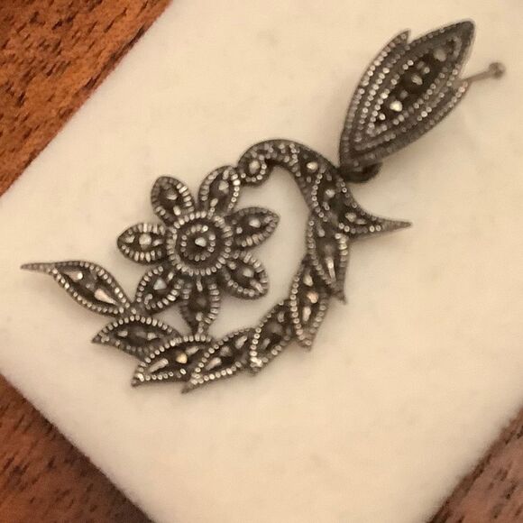 𝅺STERLING SILVER 925 MARCASITE FLORAL PENDANT​ - Picture 8 of 9